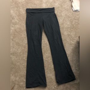 SO Yoga gray flare bottom yoga pants